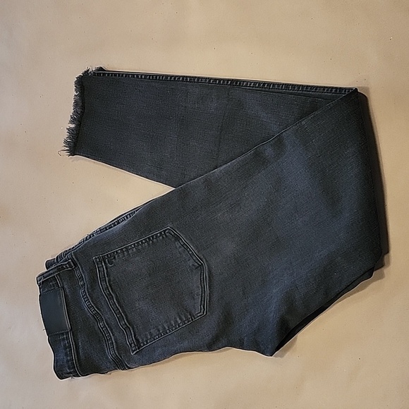 Madewell, Size 28 10" High Rise Skinny Washed Black Jeans, Raw / Frayed Hem - Picture 1 of 13